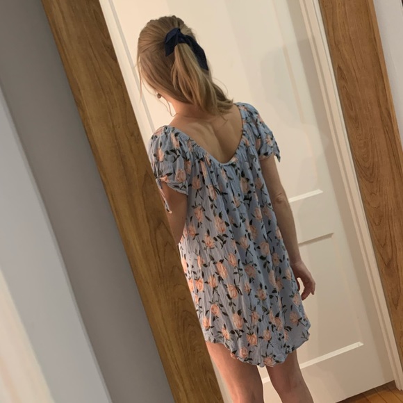 Light Blue Floral Dress - Picture 2 of 6